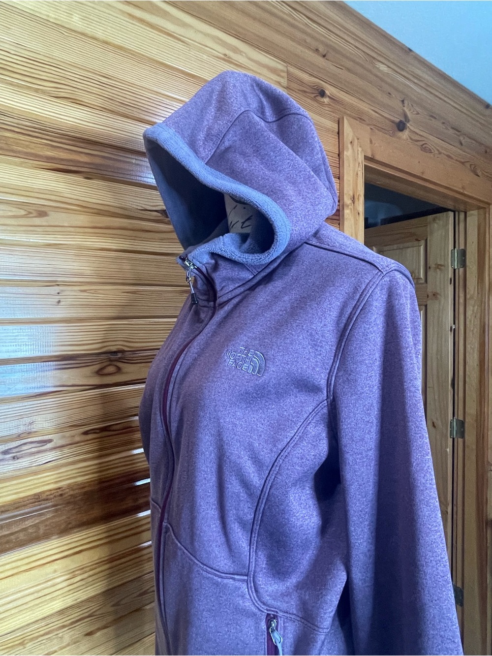 The North Face Women's Plum Zip-Up Hooded Fleece Jacket - Picture 3 of 6